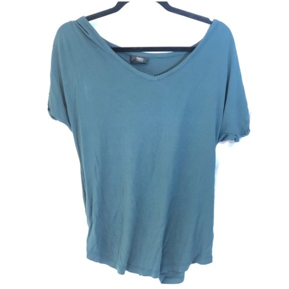Mossimo v-neck tee‎